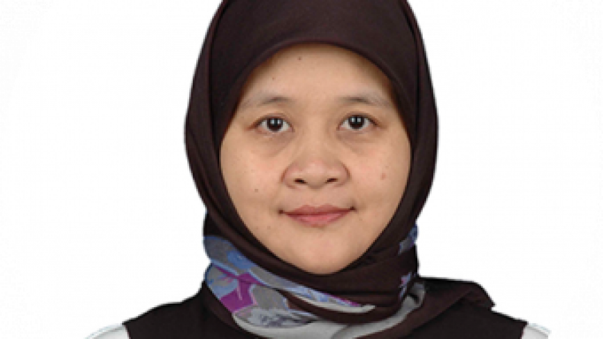 Dr. Rizkita R. Esyanti